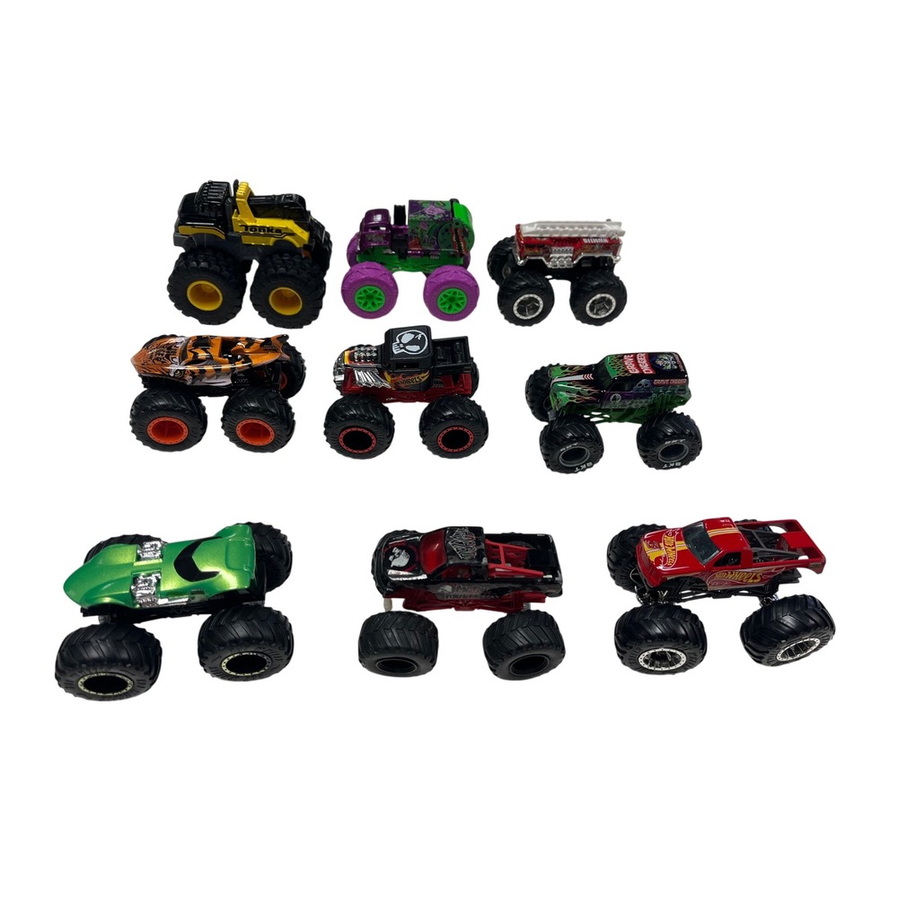Hot Wheels Monster Trucks Grave Digger Tiger Shark Bone Shaker Several Lot 9 Pc
